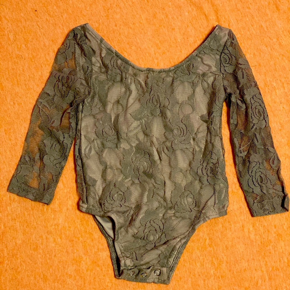 Bailey’s Blossoms lace bodysuit grey